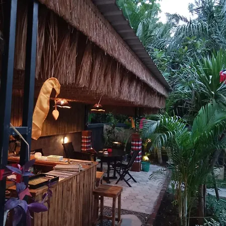 Radeva Menjangan Villa